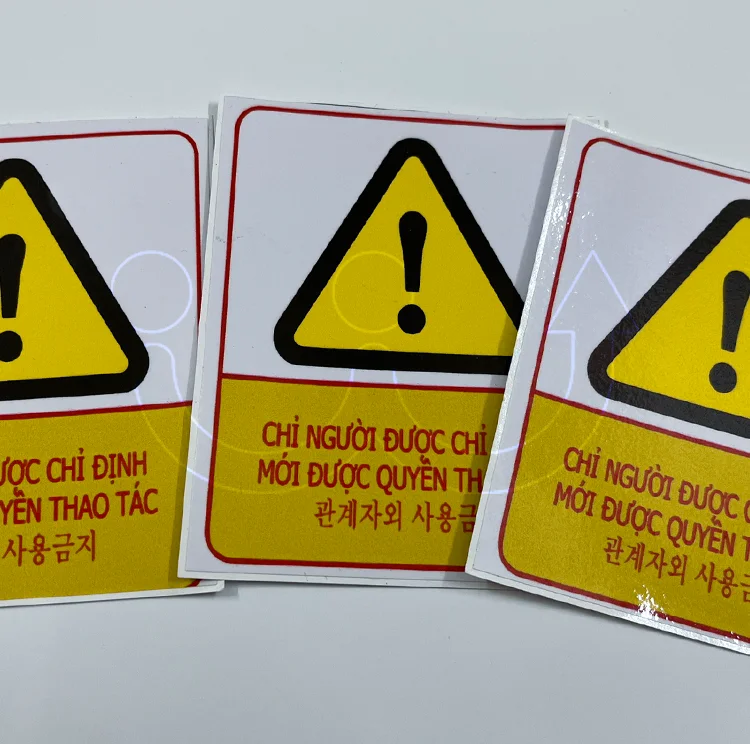 ung dung tem nhua pvc